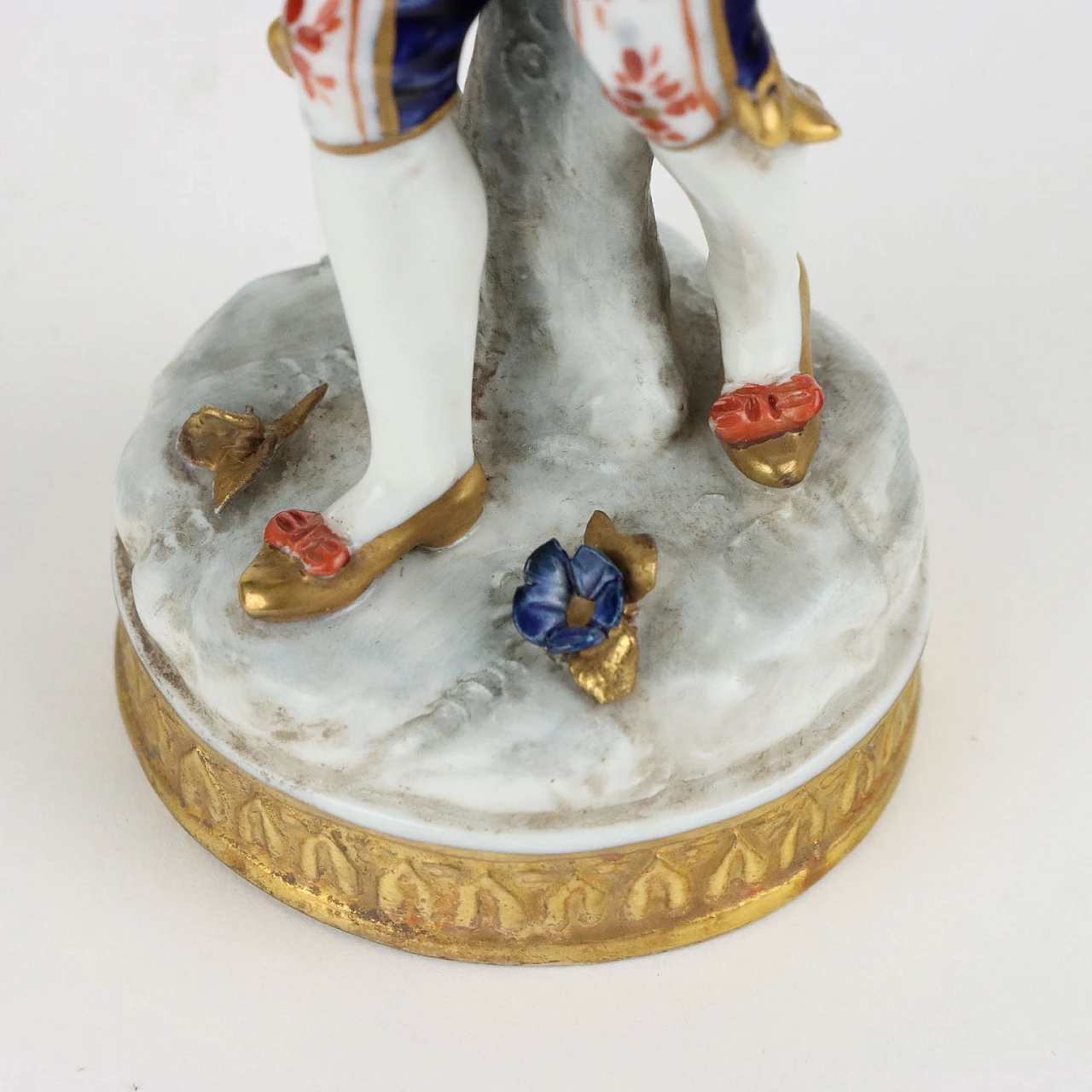 Coppia di statuine in porcellana Capodimonte, fine '800 10