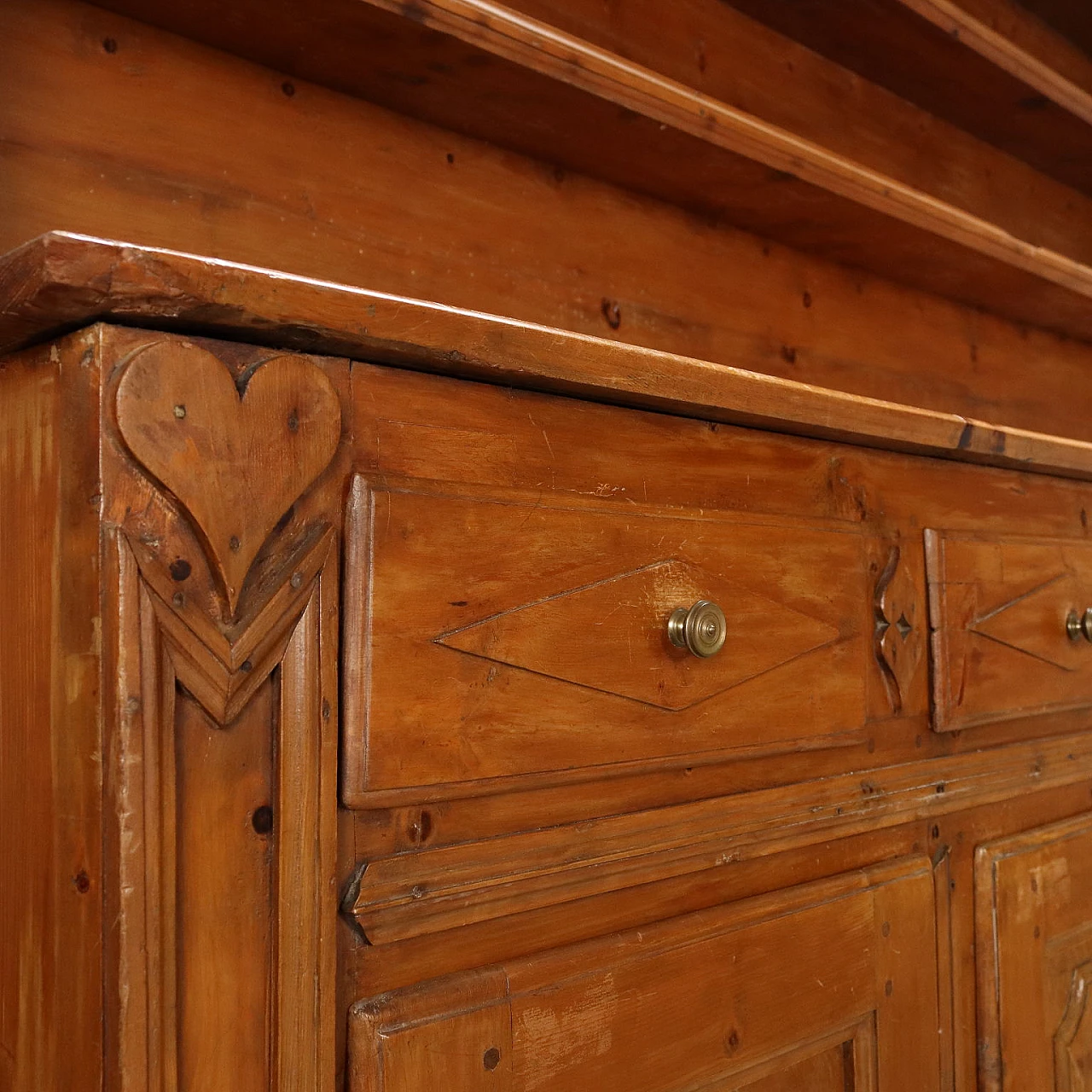 Double-bodied pine sideboard with doors, 5 drawers and risers 3
