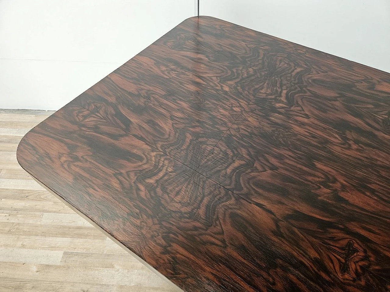 Tavolo da pranzo Art Déco allungabile in noce, anni '30 3