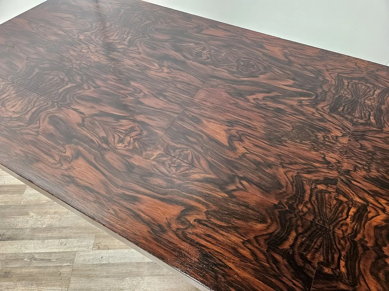 Tavolo da pranzo Art Déco allungabile in noce, anni '30 4