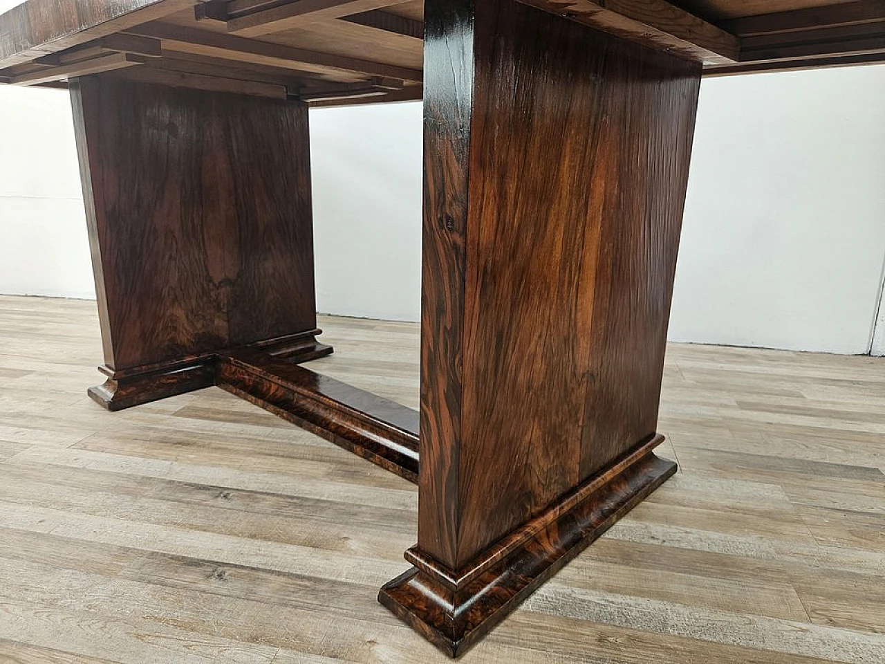 Tavolo da pranzo Art Déco allungabile in noce, anni '30 18