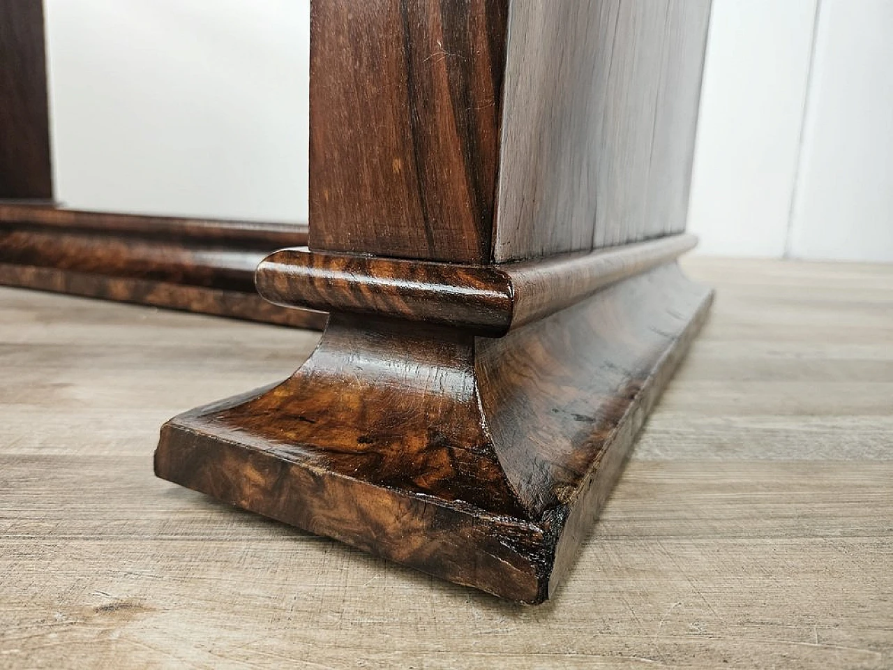 Tavolo da pranzo Art Déco allungabile in noce, anni '30 21