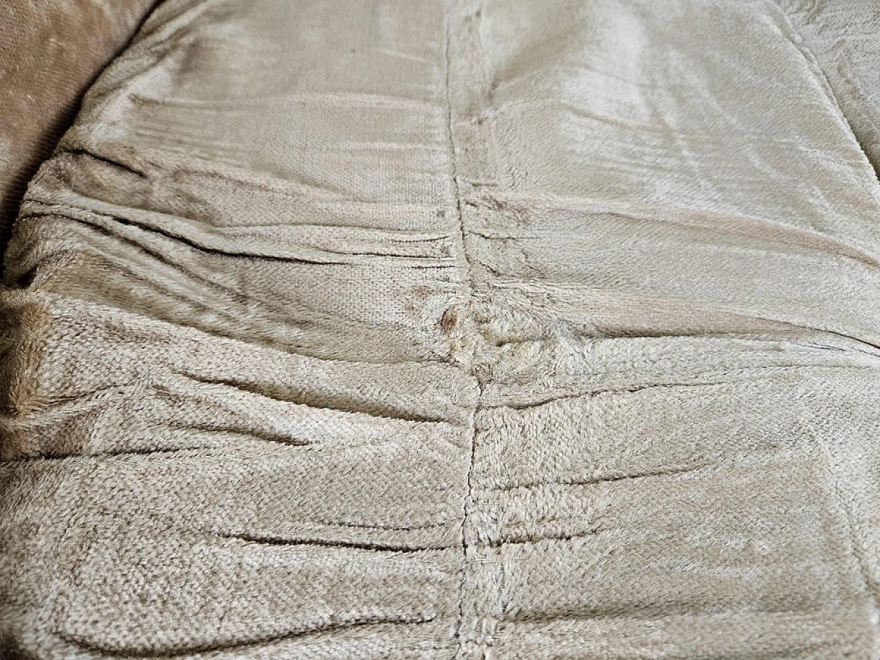 Armchair in fabric and steel with wooden feet, 1970 10