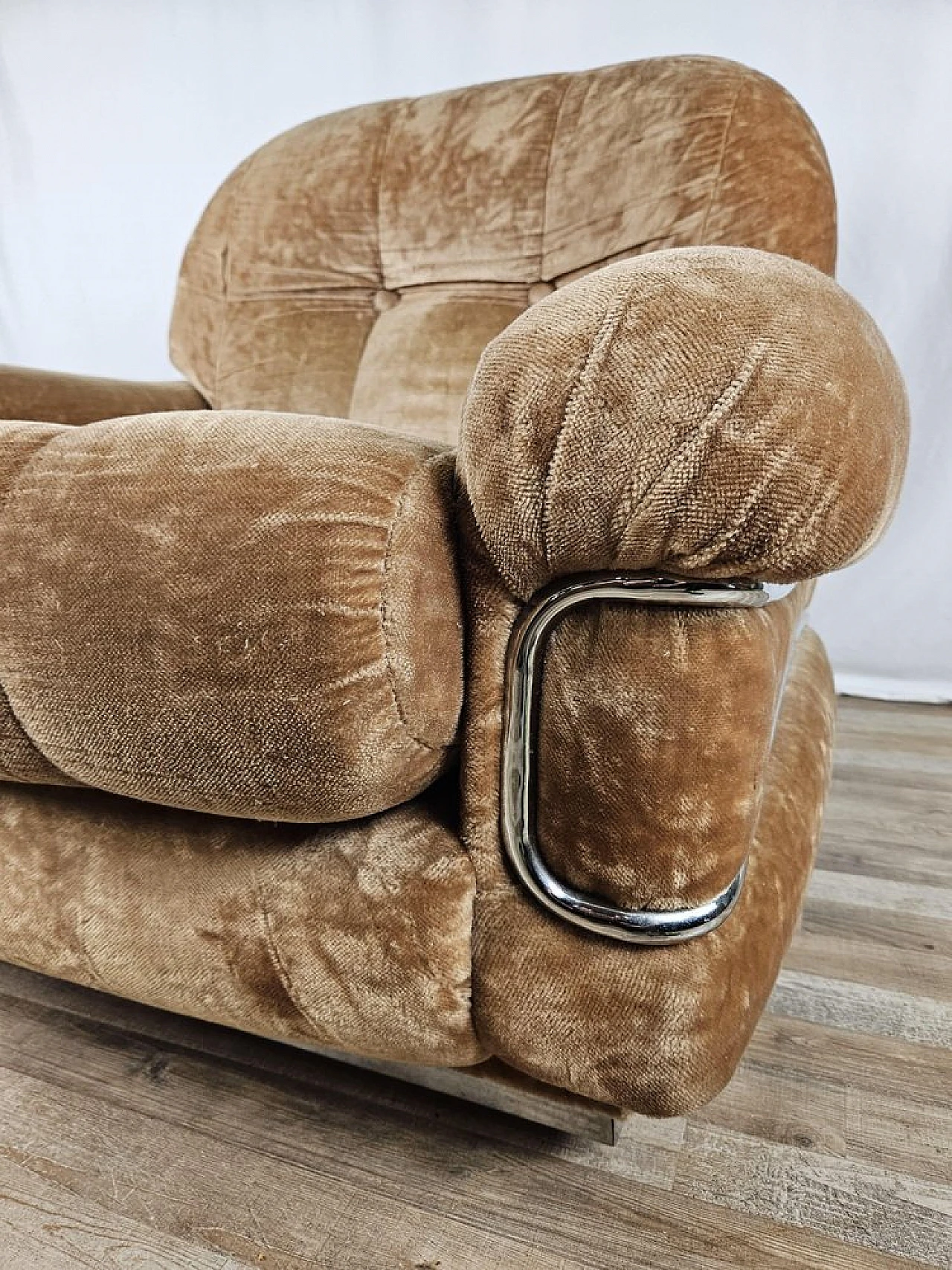 Armchair in fabric and steel with wooden feet, 1970 12