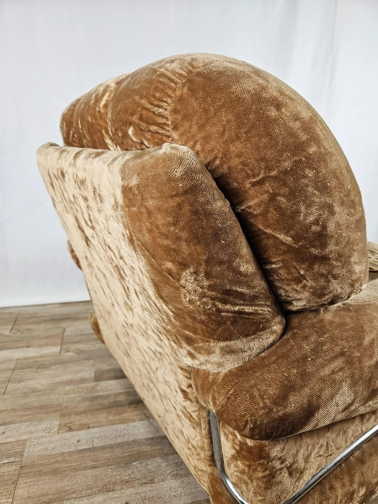 Armchair in fabric and steel with wooden feet, 1970 18