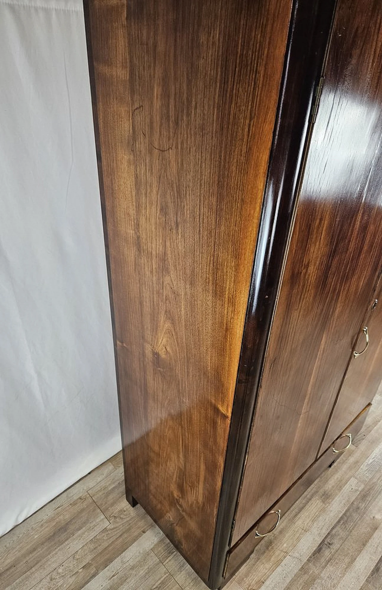 Two-door wardrobe in walnut, 1940 2