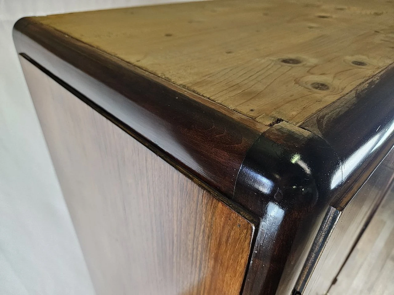 Two-door wardrobe in walnut, 1940 3