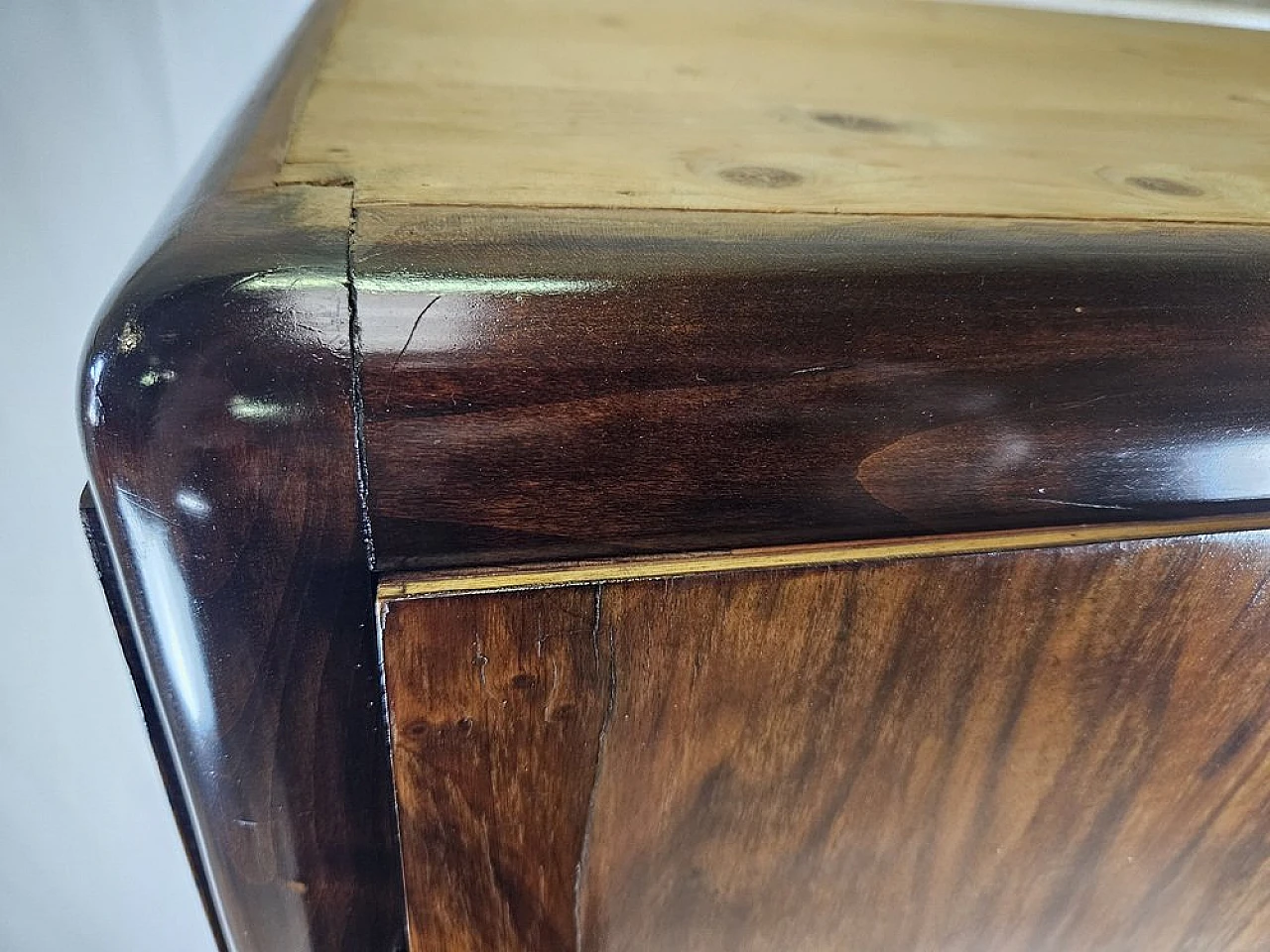 Two-door wardrobe in walnut, 1940 4