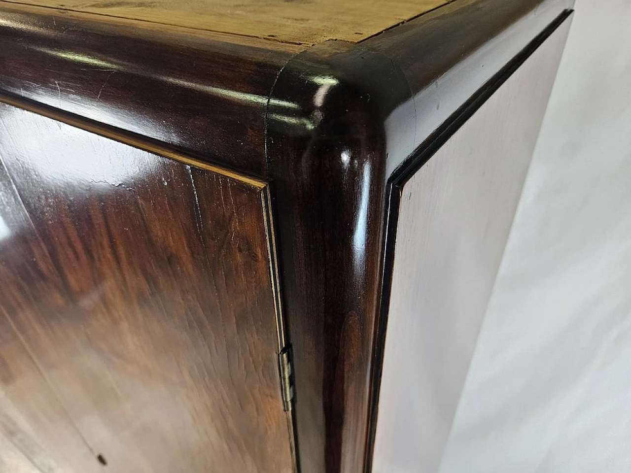 Two-door wardrobe in walnut, 1940 9