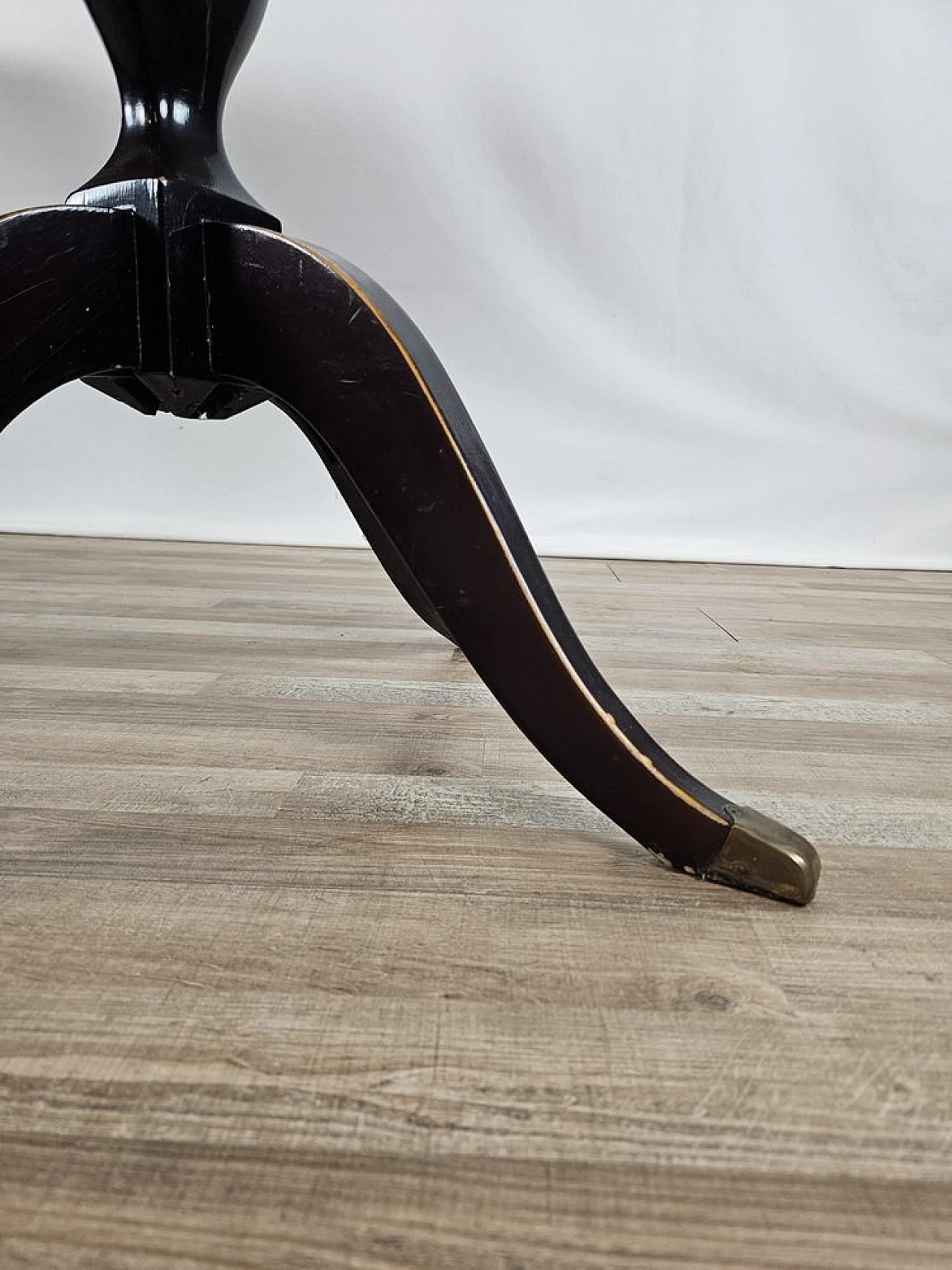 Tavolo da pranzo Mid-Century con ripiano in vetro verde, anni '50 24