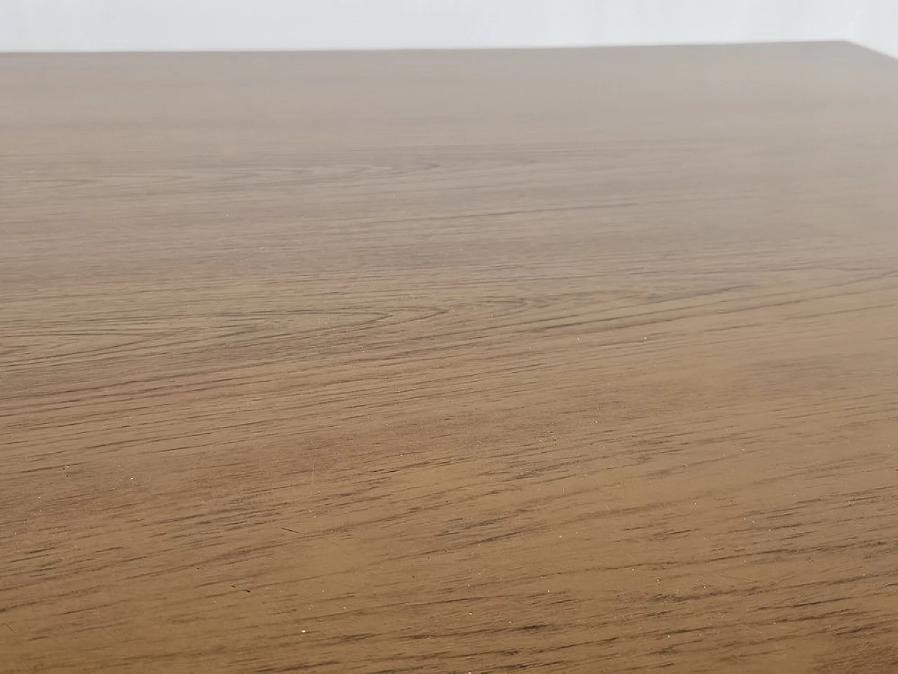 Tavolo da pranzo in formica con cassetto e gambe in metallo, anni '70 7