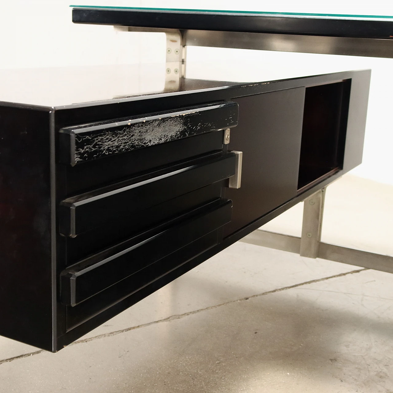 Wood and metal desk by G. Moscatelli for Formanova, 1970s 4