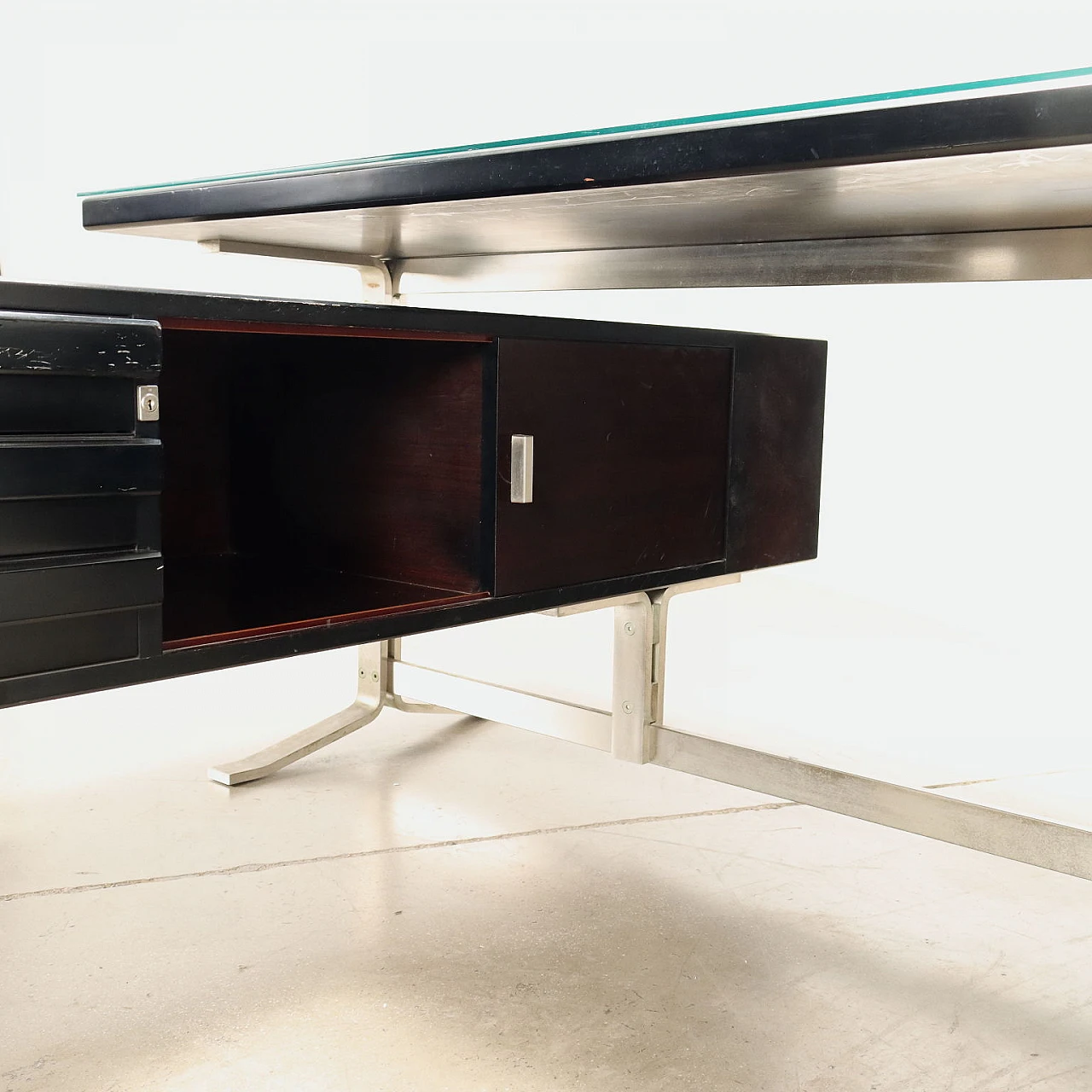 Wood and metal desk by G. Moscatelli for Formanova, 1970s 5