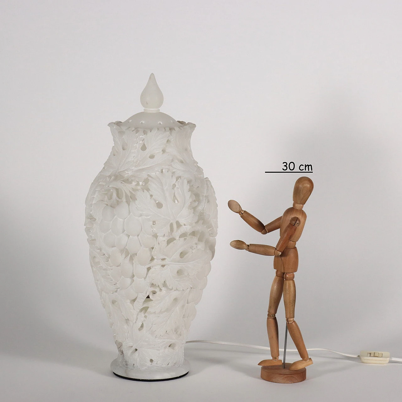 Alabaster vase lamp 2
