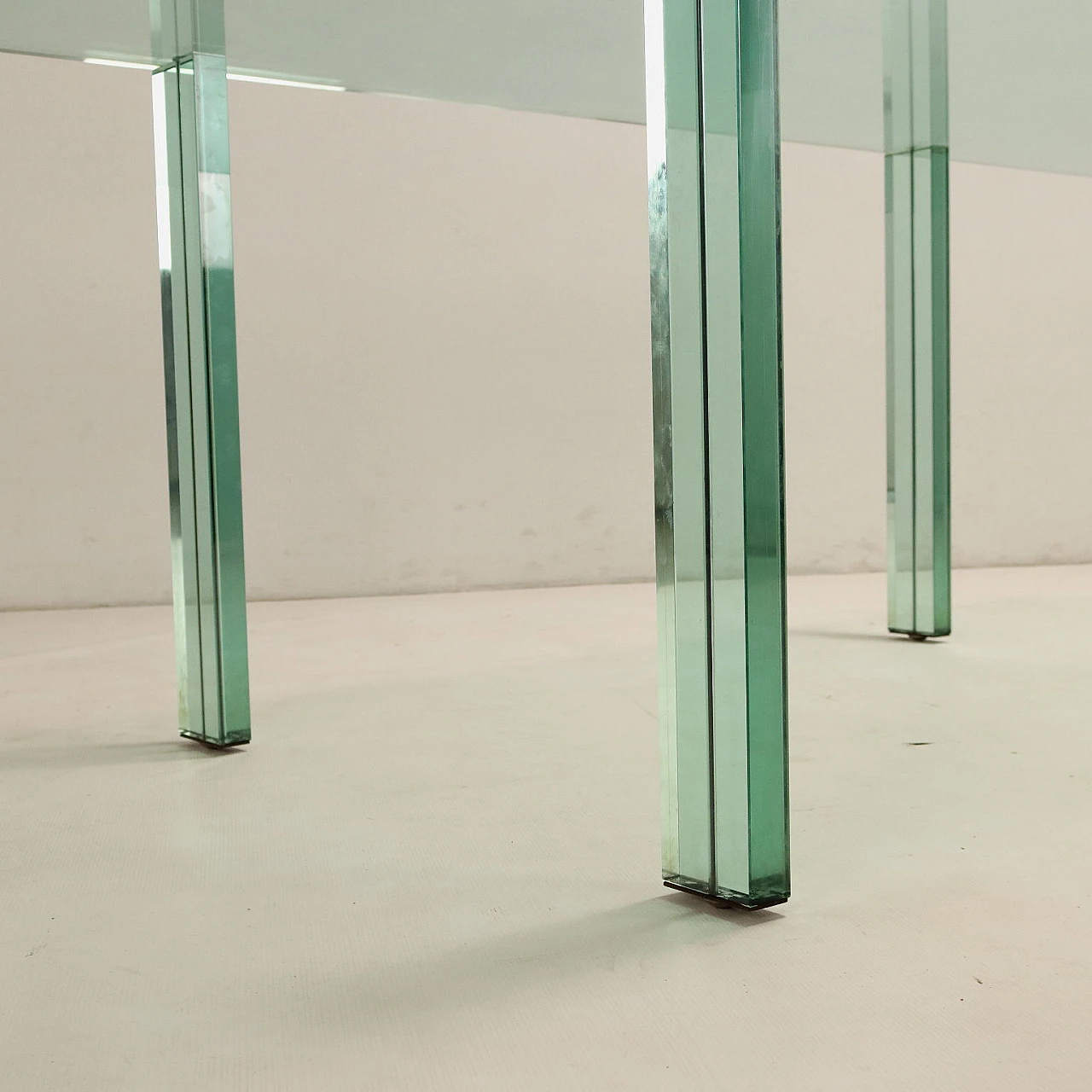 Tavolo Teso di Renzo Piano per Fontana Arte, anni '80 3