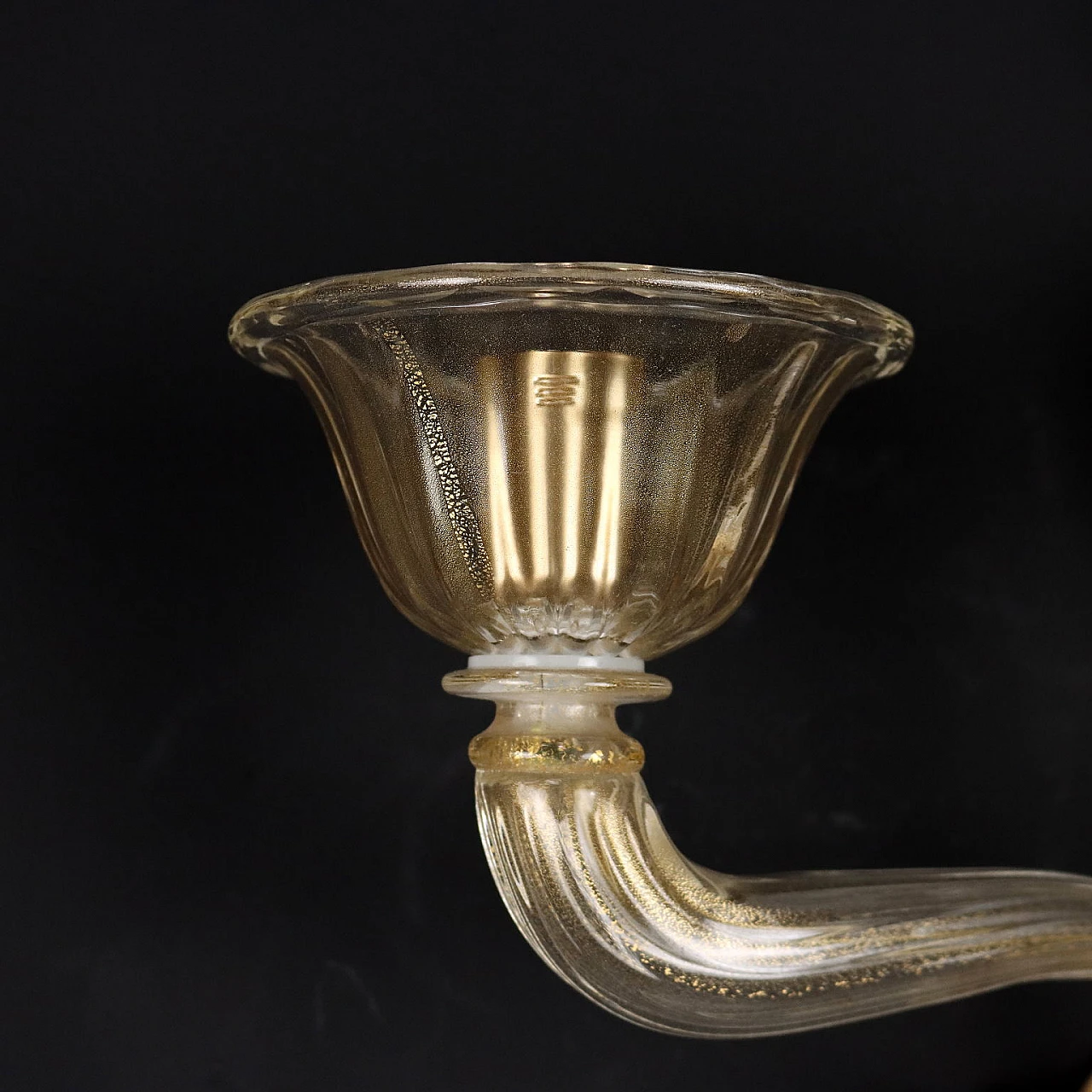 Coppia di applique a tre luci in ottone e vetro dorato di La Murrina 6