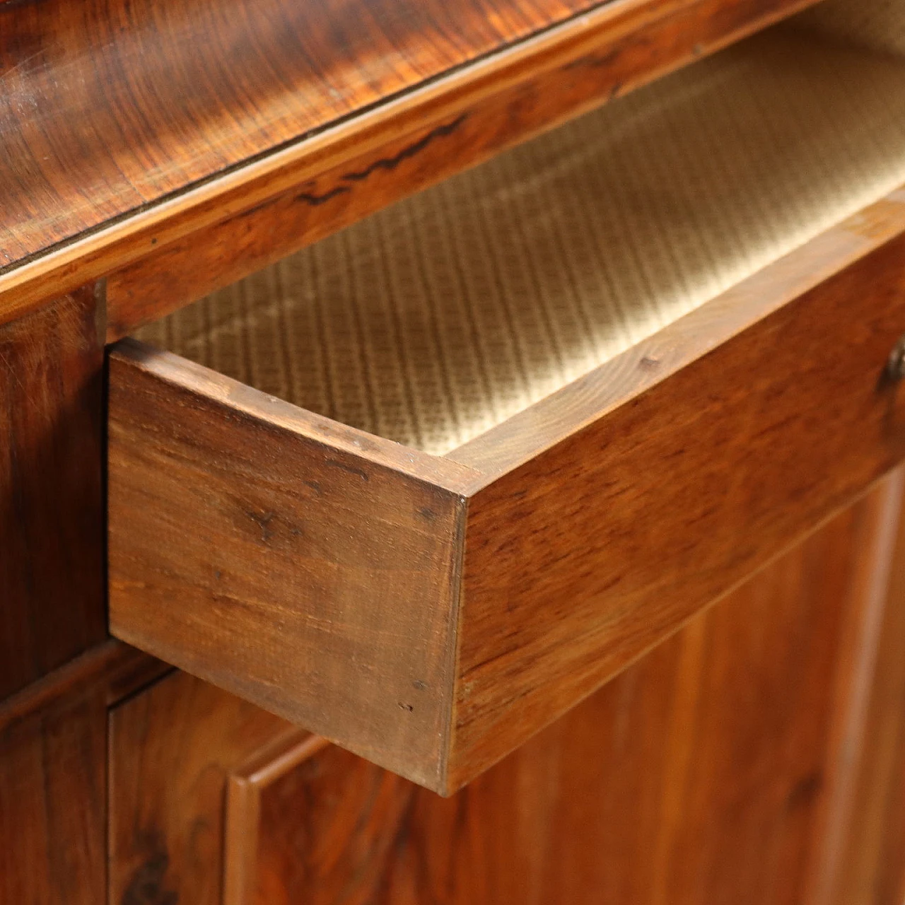 Urn bedside table with opening glass top 5