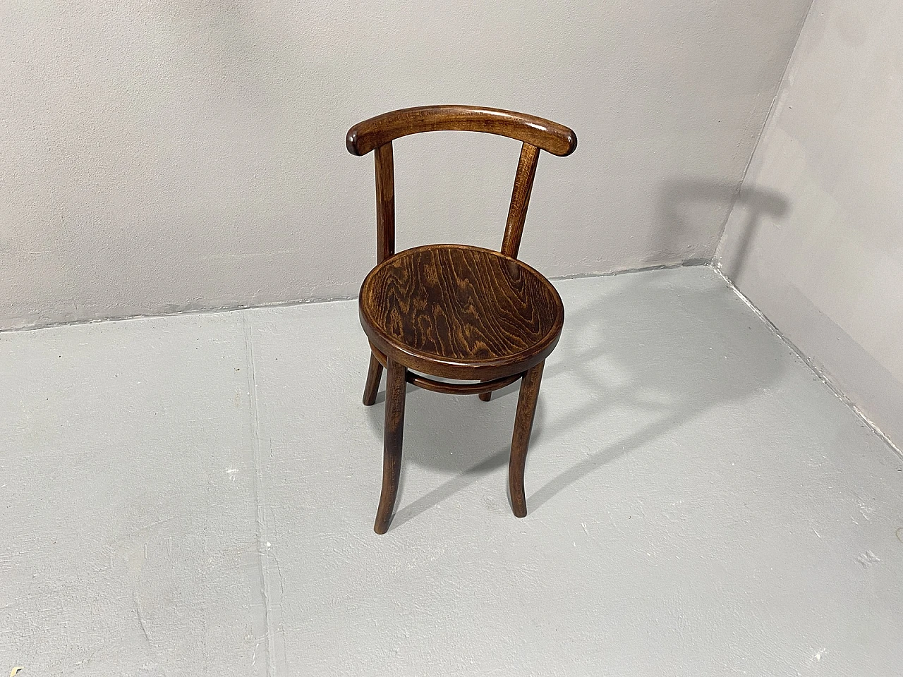 Thonet Mundus wooden chair, 1920s 3