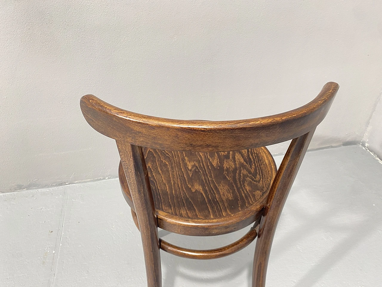 Thonet Mundus wooden chair, 1920s 15