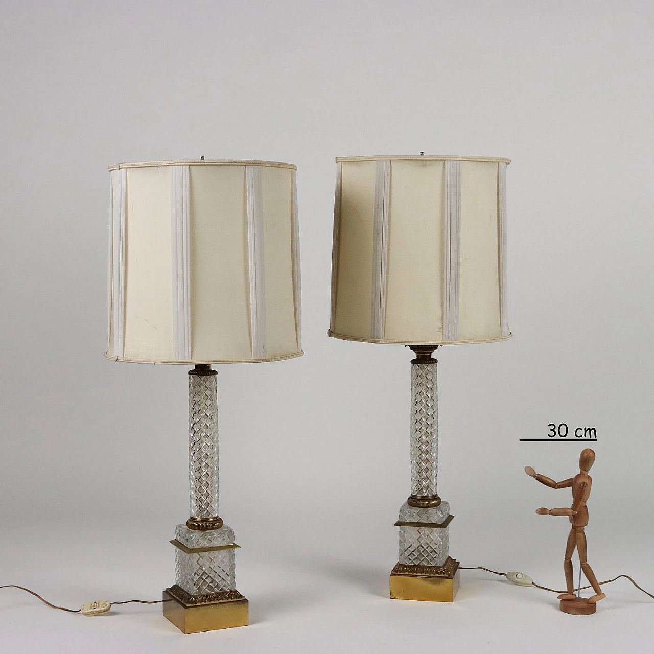 Pair of beveled crystal and bronze lamps with fabric shades 2