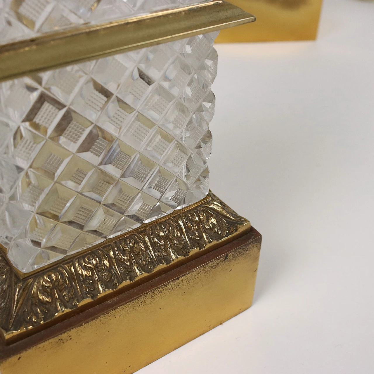 Pair of beveled crystal and bronze lamps with fabric shades 8