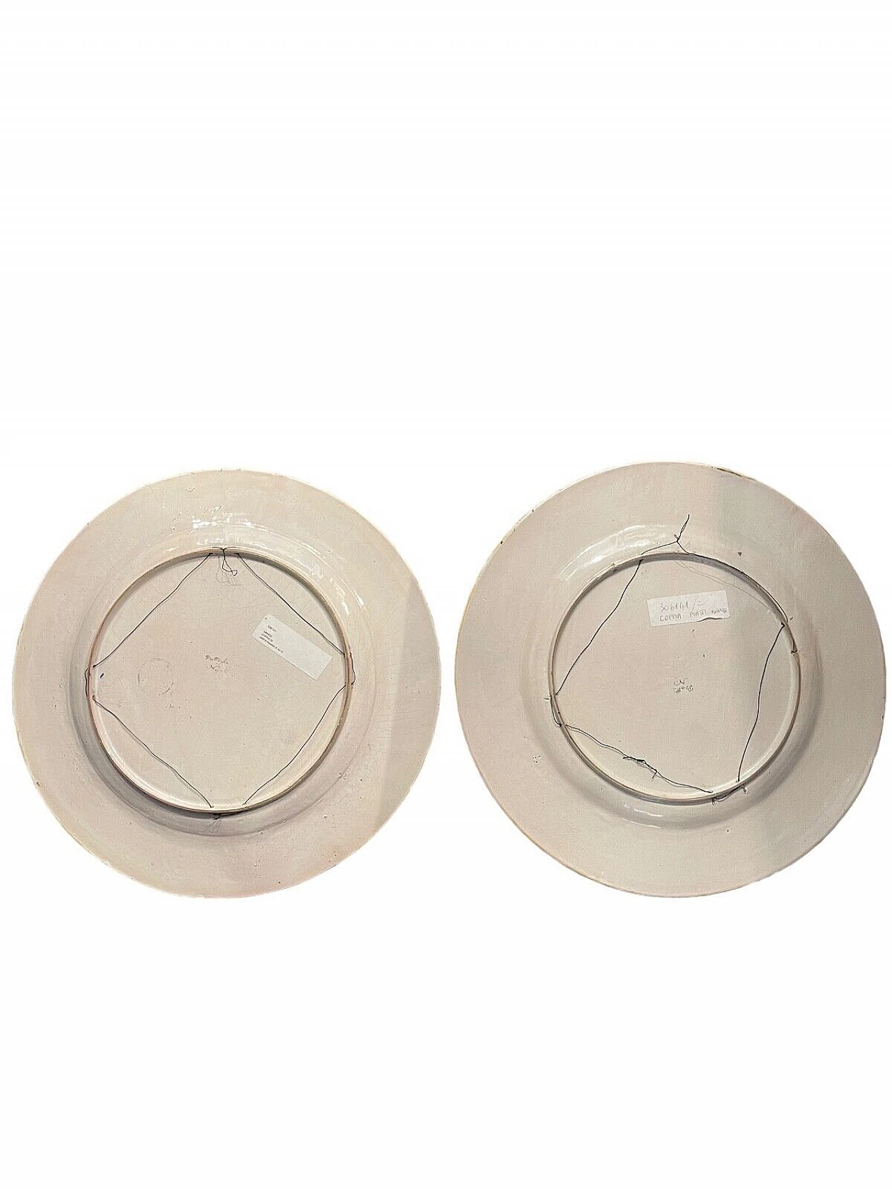 Pair of majolica plates by Battaglia, 19th century 4