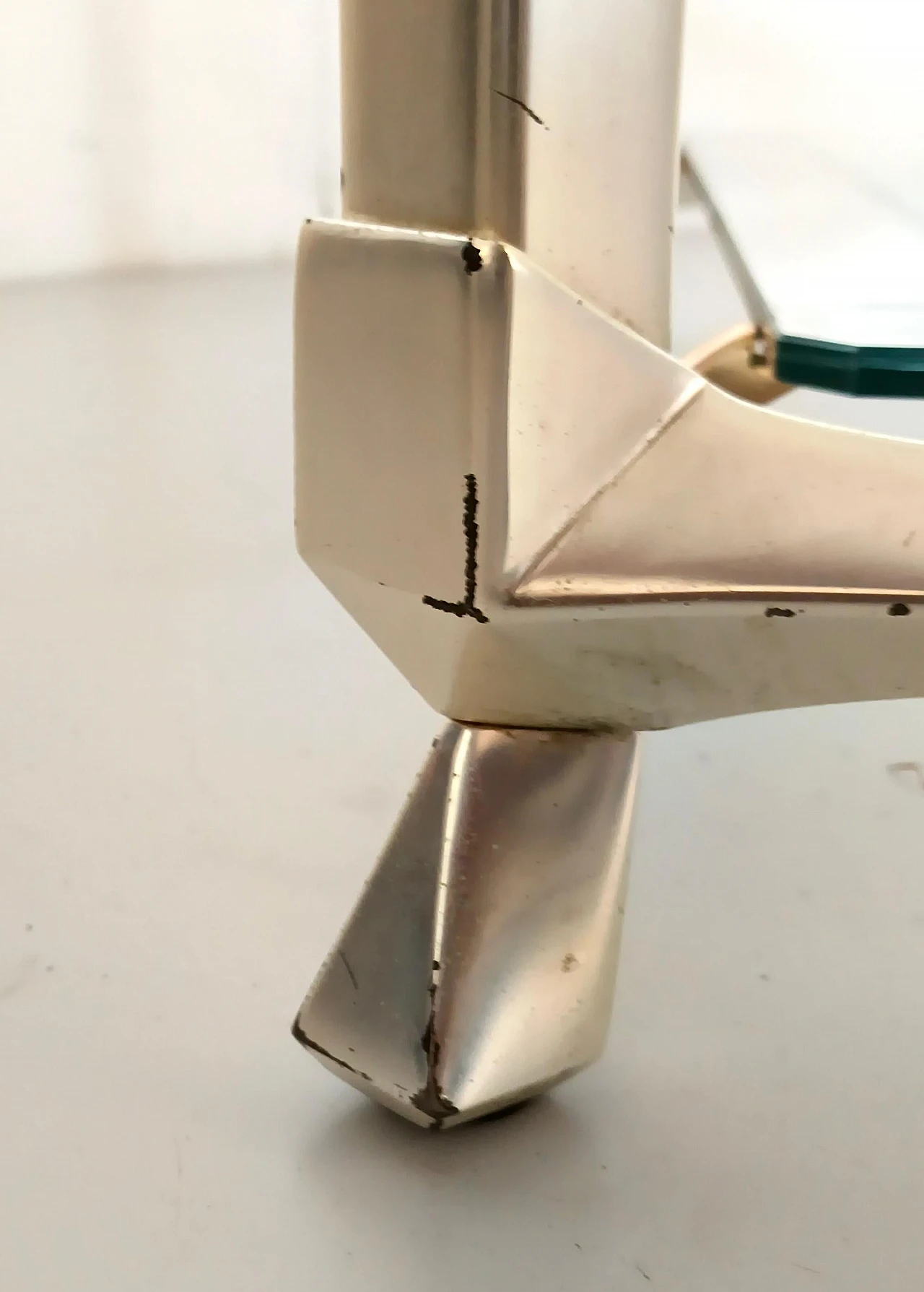 Engraved crystal and metal coffee table with lower shelf, 1990s 13