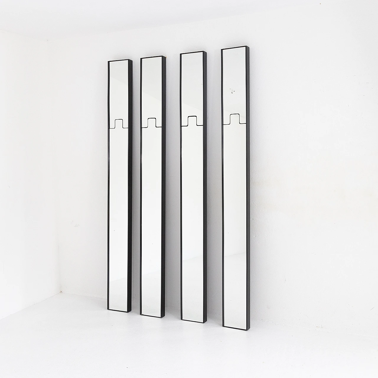 4 Gronda mirrors by Luciano Bertoncini for Elco, 1970s 5