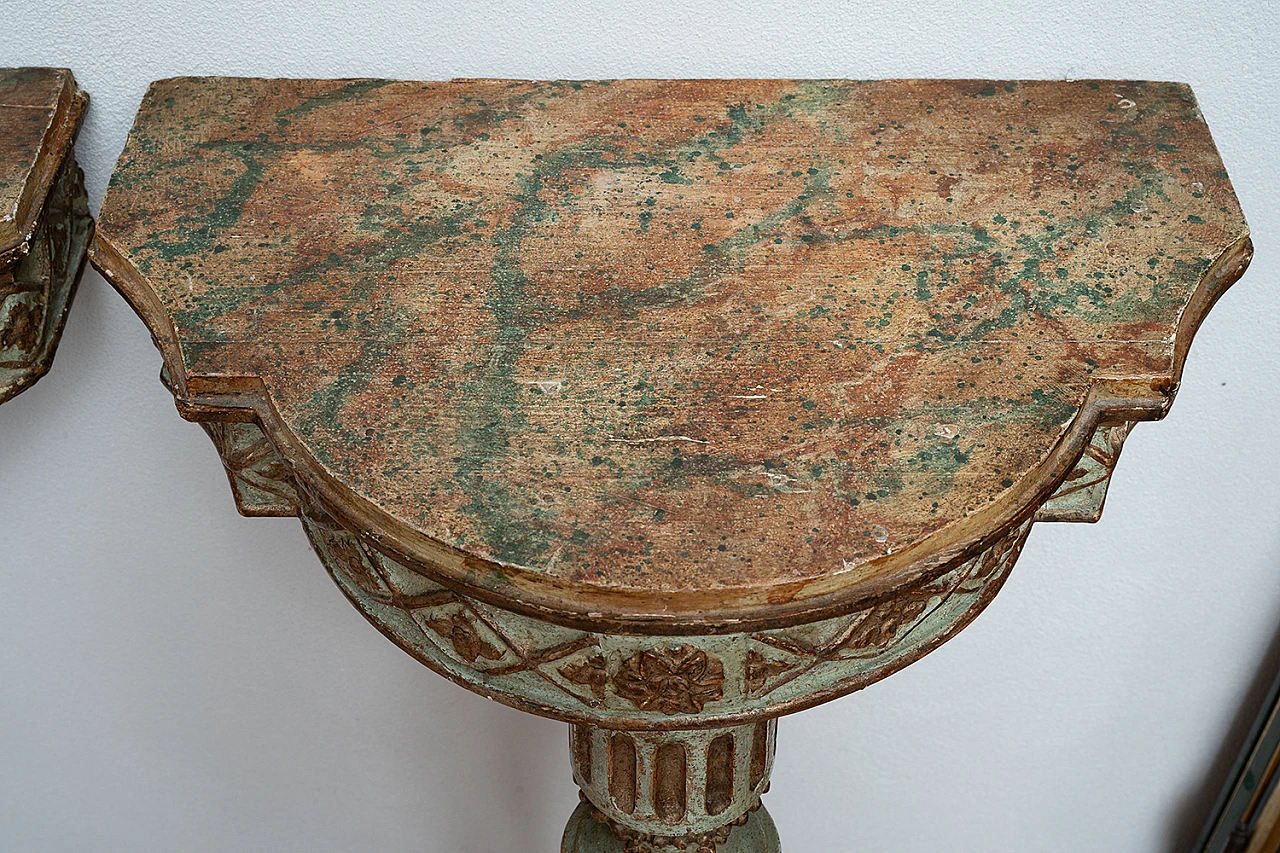 Coppia di consolline antiche demi lune in lacca verde e oro con piano 2