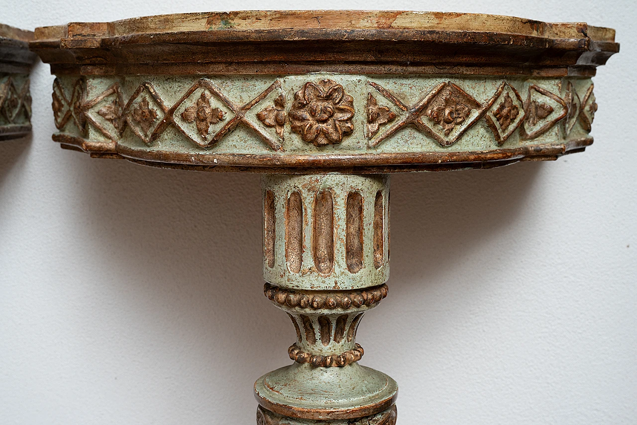 Coppia di consolline antiche demi lune in lacca verde e oro con piano 3