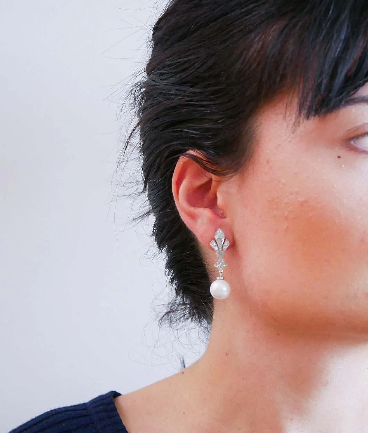 11 Mm White Pearls, Diamonds, White Gold Earrings. 4