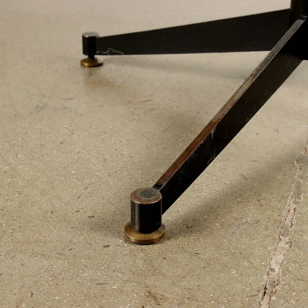 Round metal table with onyx top, 1970s 7