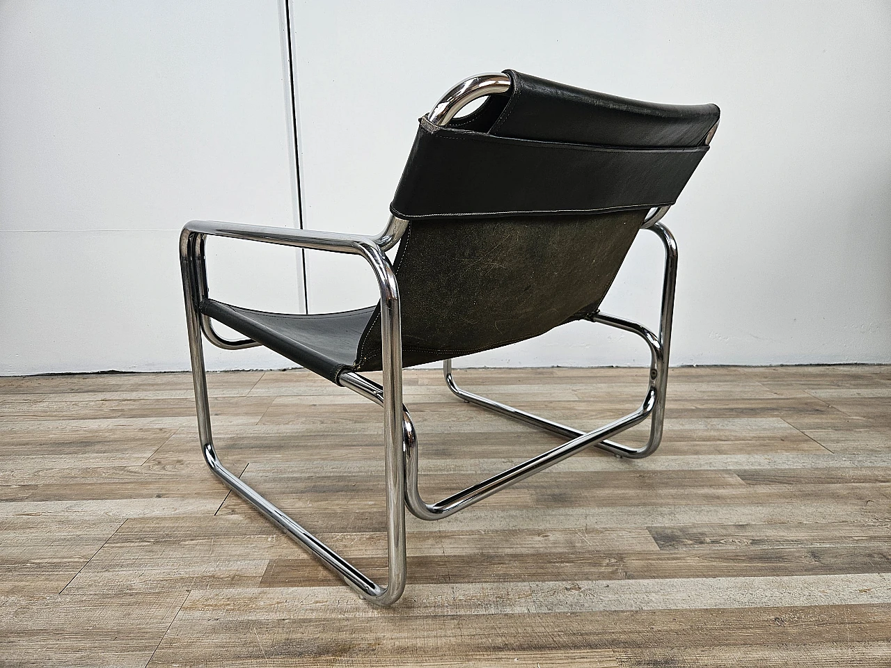 Attico armchair by Antonello Mosca in black leather and tubular steel 4