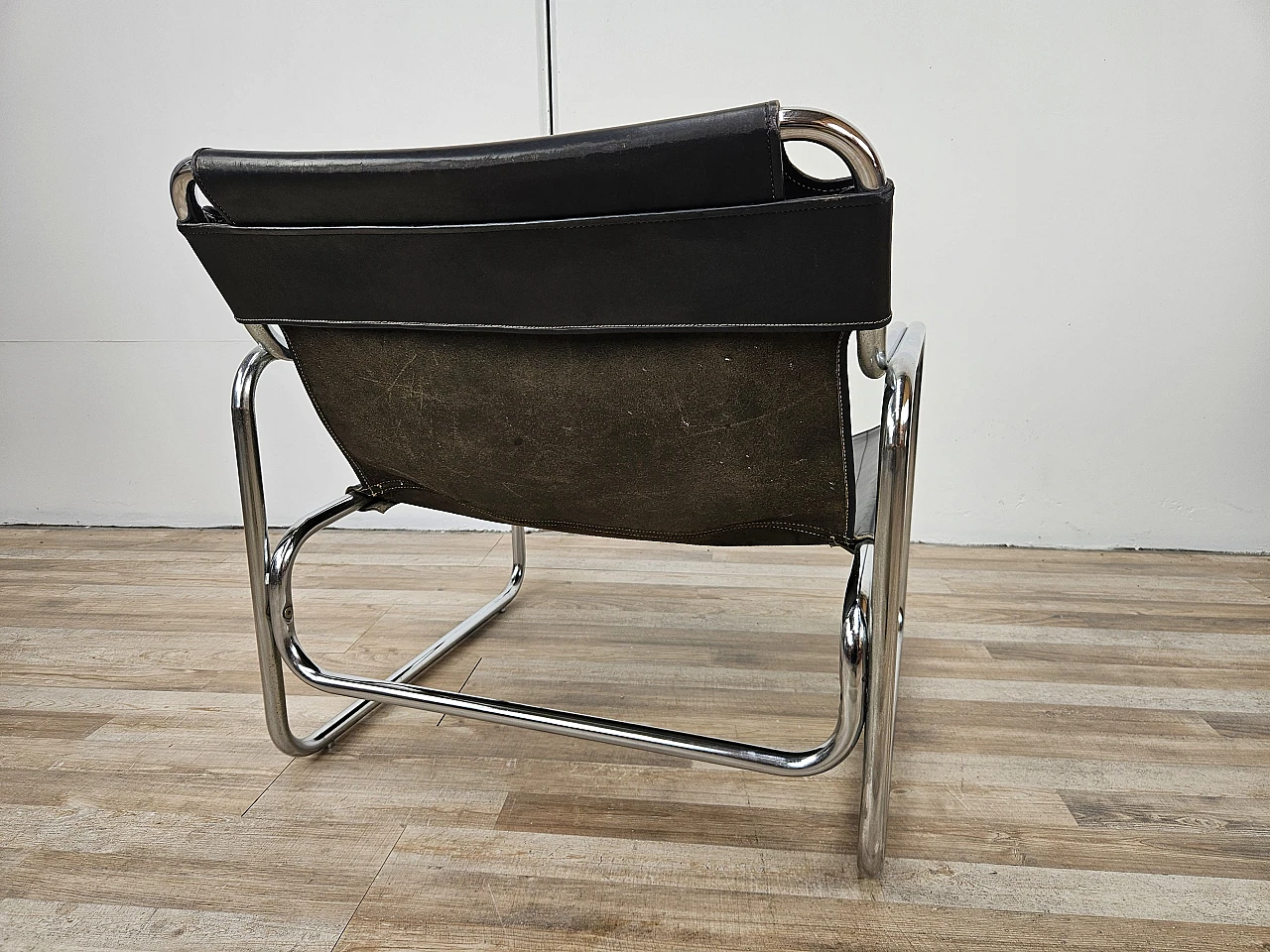 Attico armchair by Antonello Mosca in black leather and tubular steel 5