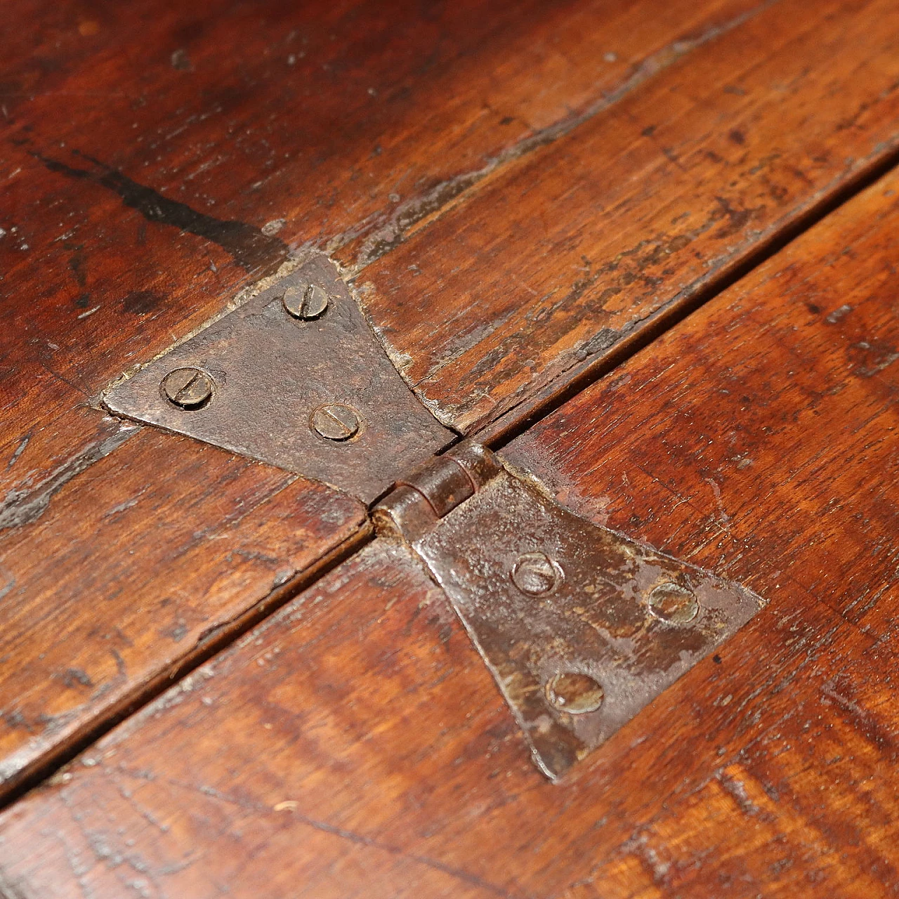 Scrittoio Barocchetto con ribalta e gambe mosse, '700 6