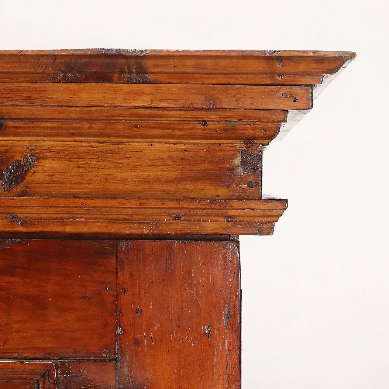 Credenza in abete e ferro battuto con due ante pannellate, '700 5