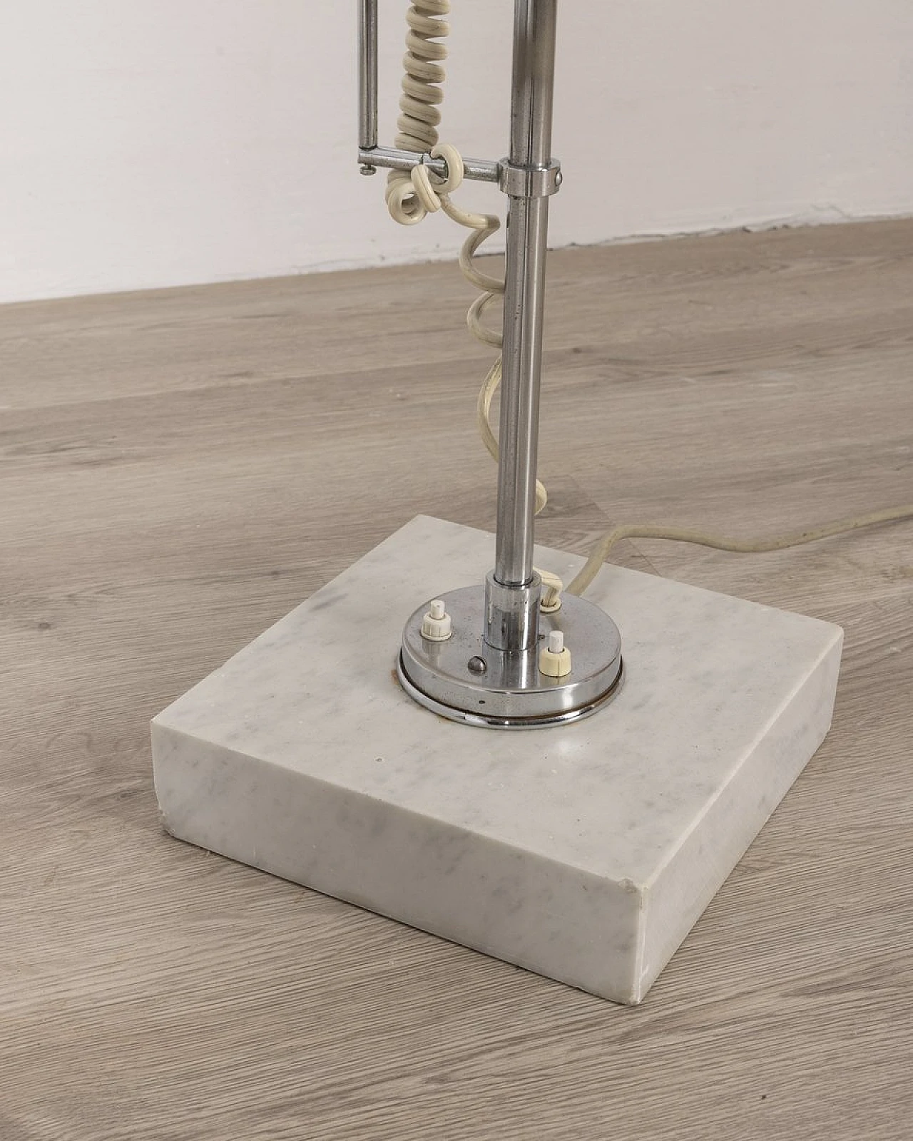 White adjustable floor lamp, 1970s 12