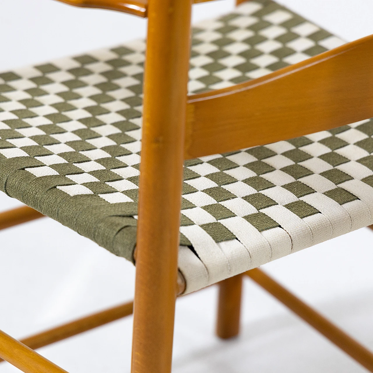 Coppia di poltrone della serie Shakers, per De Padova 11