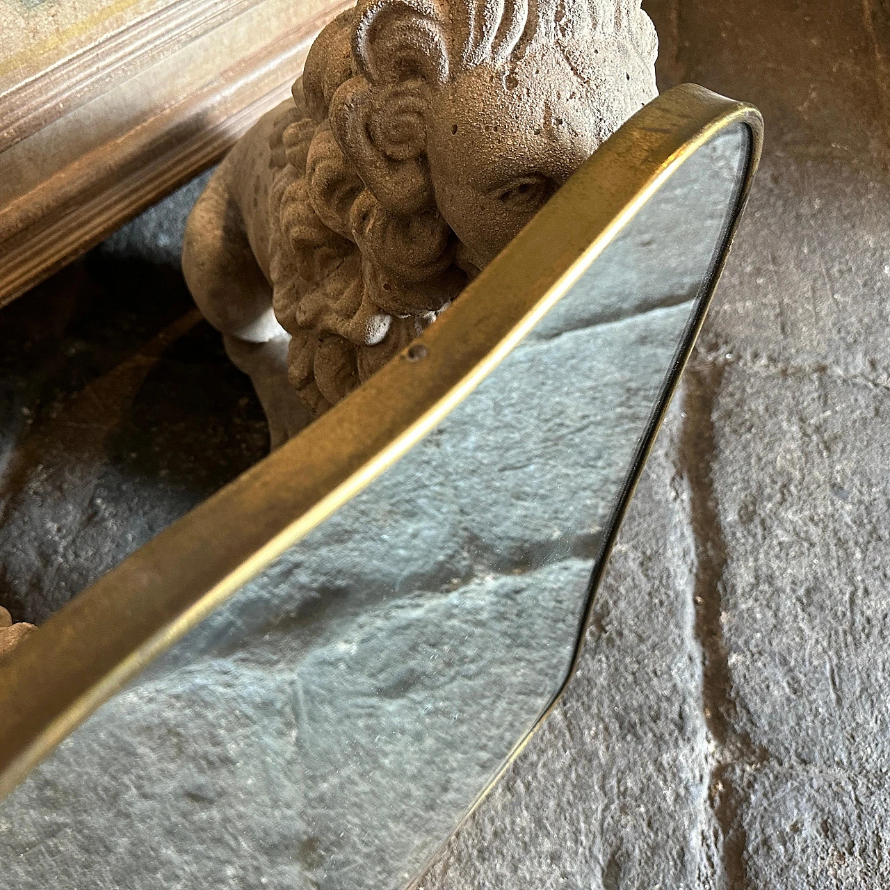 Specchio da parete in ottone attribuito a Gio Ponti, anni '50 3