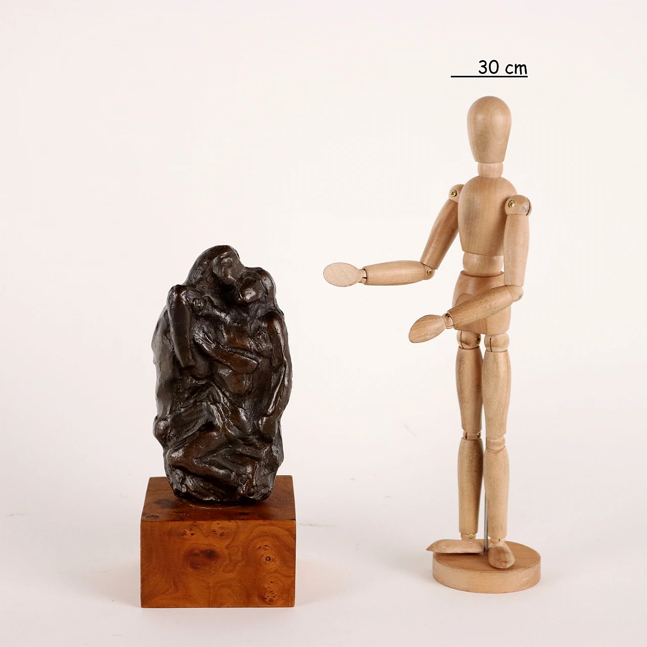 Tommaso Gismondi, Deposizione di Cristo, scultura in bronzo su base in legno 2