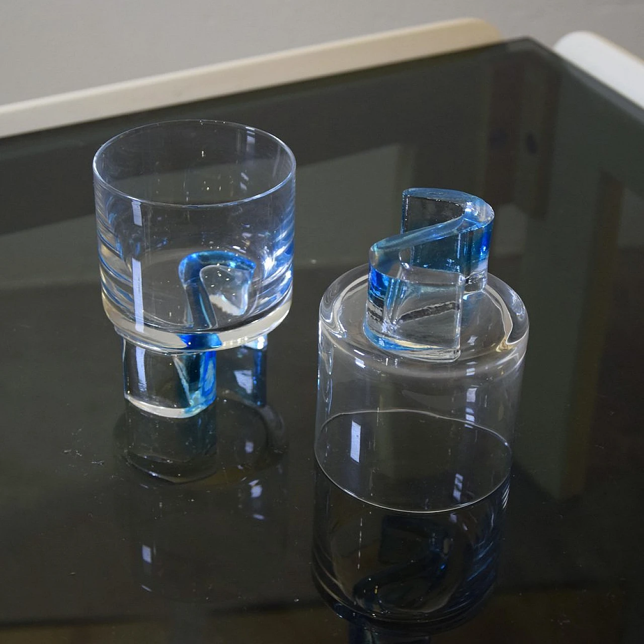 6 Stained glass tumblers in the style of Joe Colombo, 1970s 1