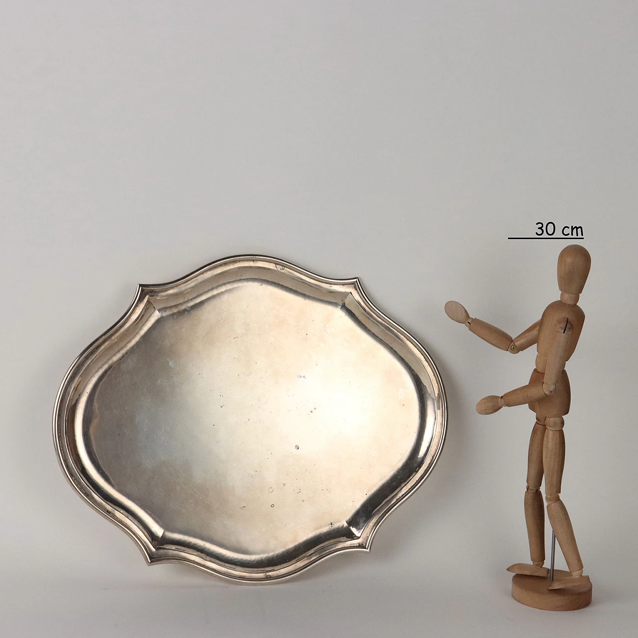 Vassoio in argento di Roberto Mugnai, anni '70 2