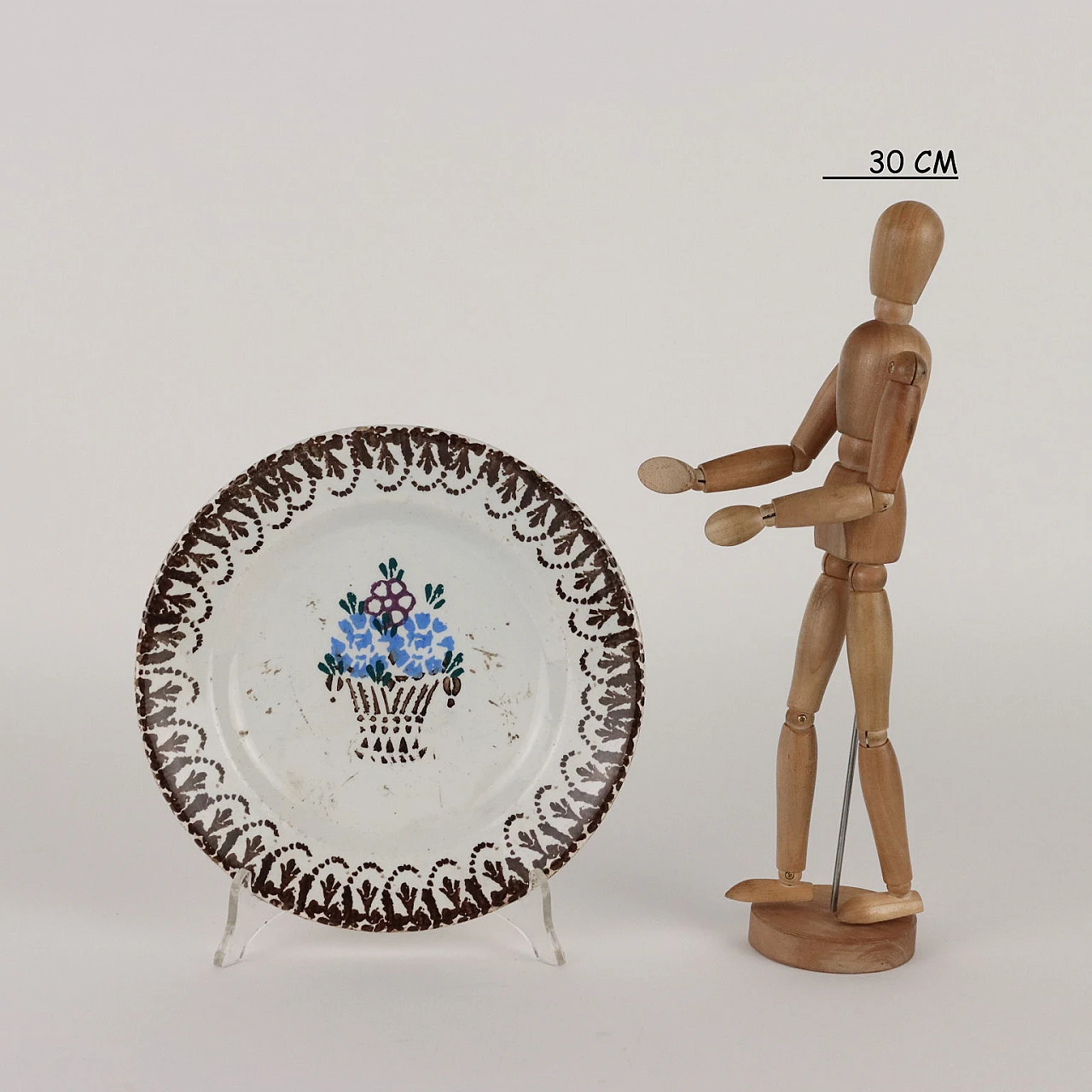 Piatto in ceramica di Mondovì, fine '800 2