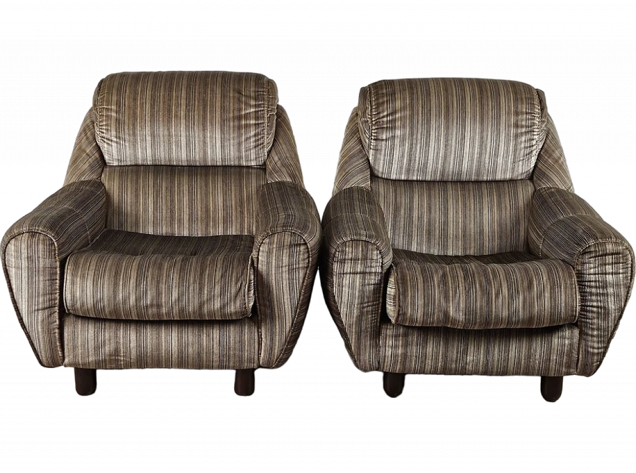 Pair of lounge chairs in fabric, 1970s 15