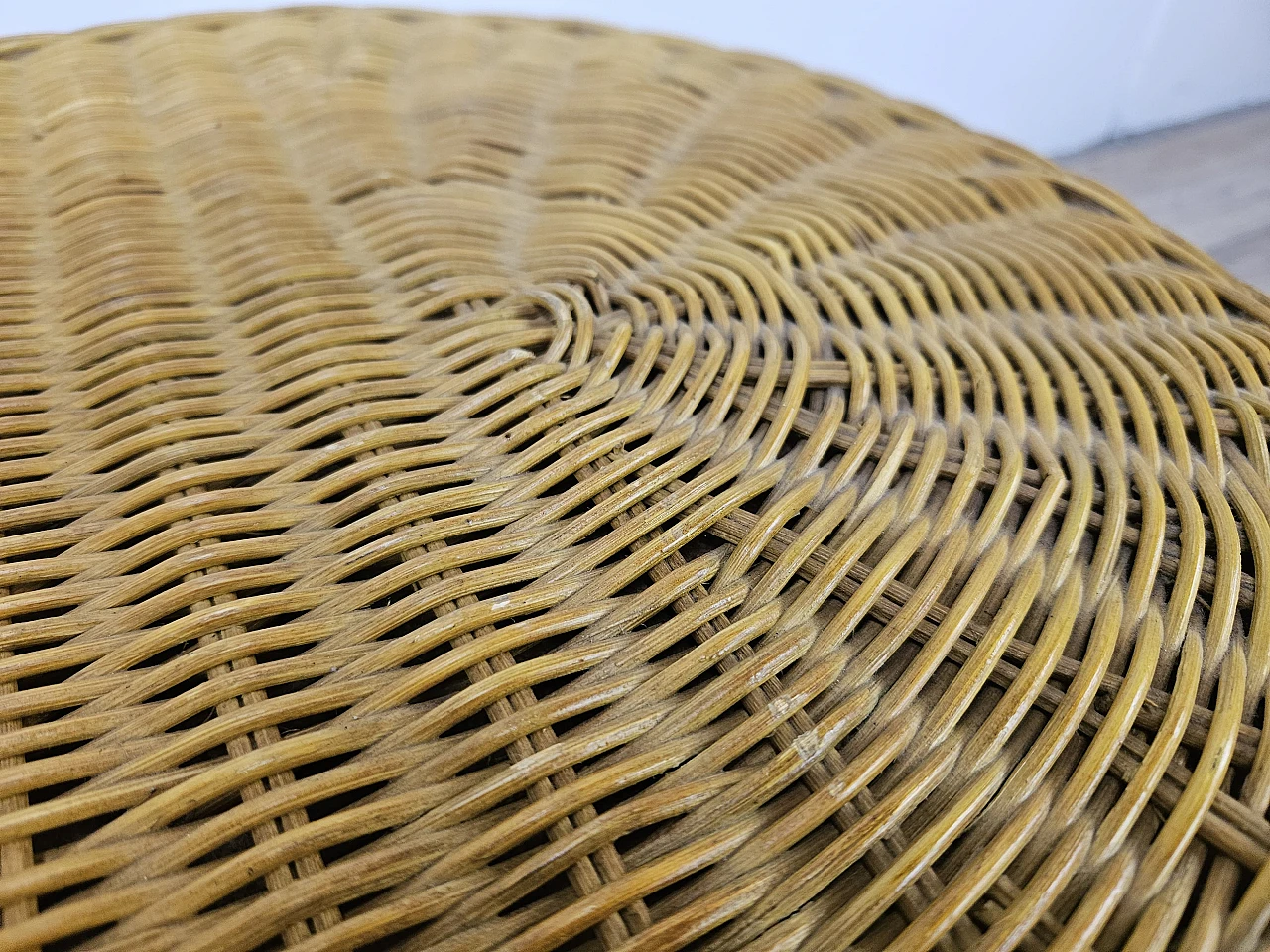 Tavolino in vimini da esterno 7