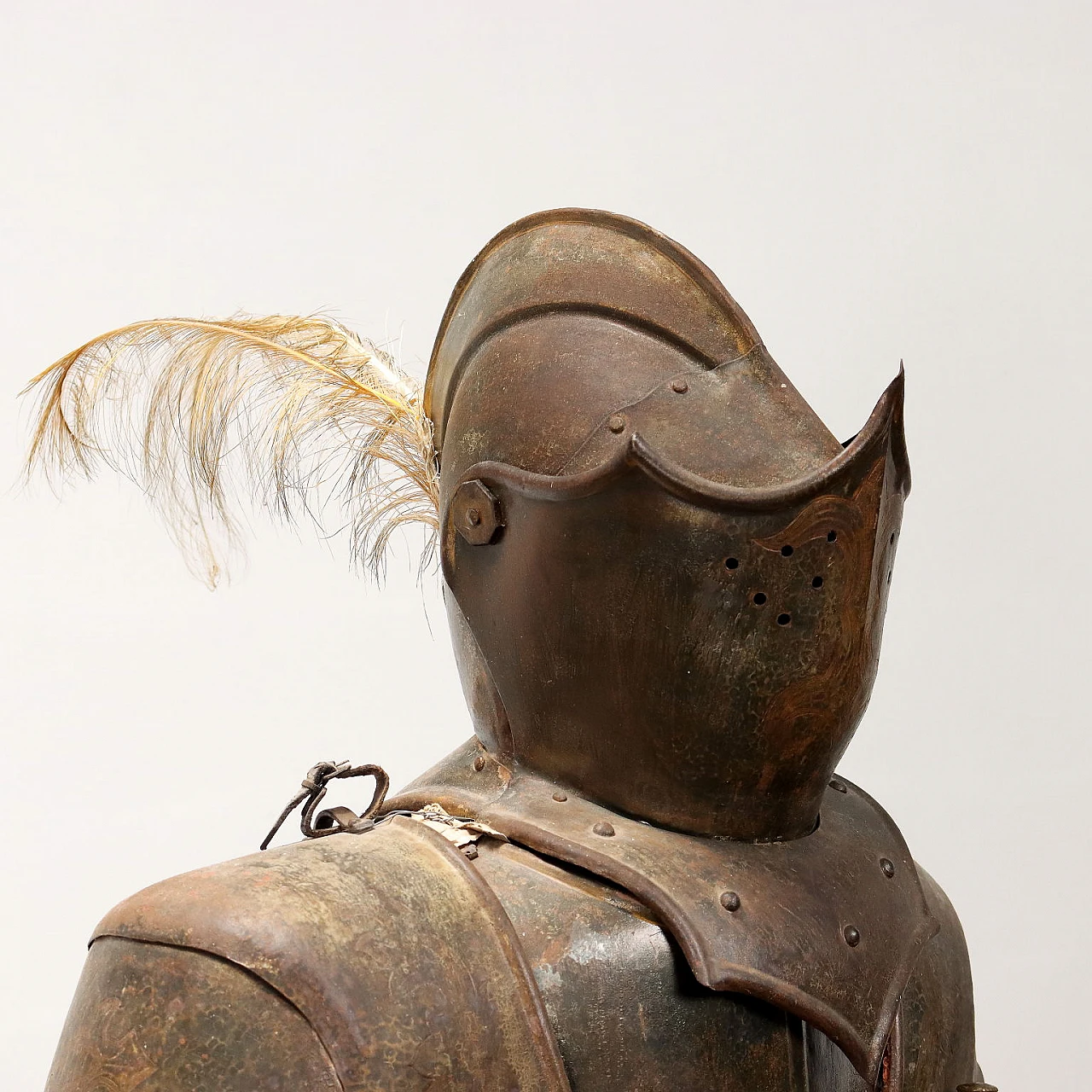 Engraved metal parade armor 3