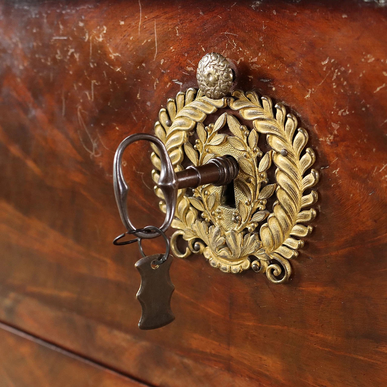 Cassettone Restaurazione francese in legno, marmo e bronzo, '800 7