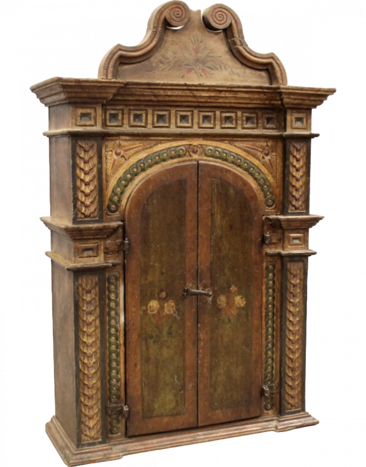 Lacquered and painted wooden sideboard, early 18th century 11