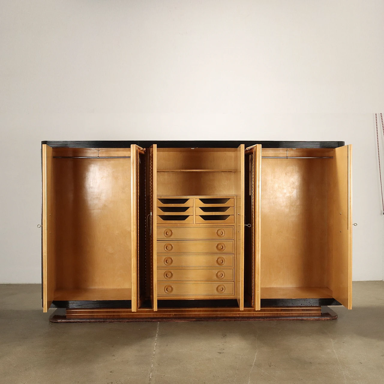 Wardrobe veneered in briarwood with brass handles, 1930s 3