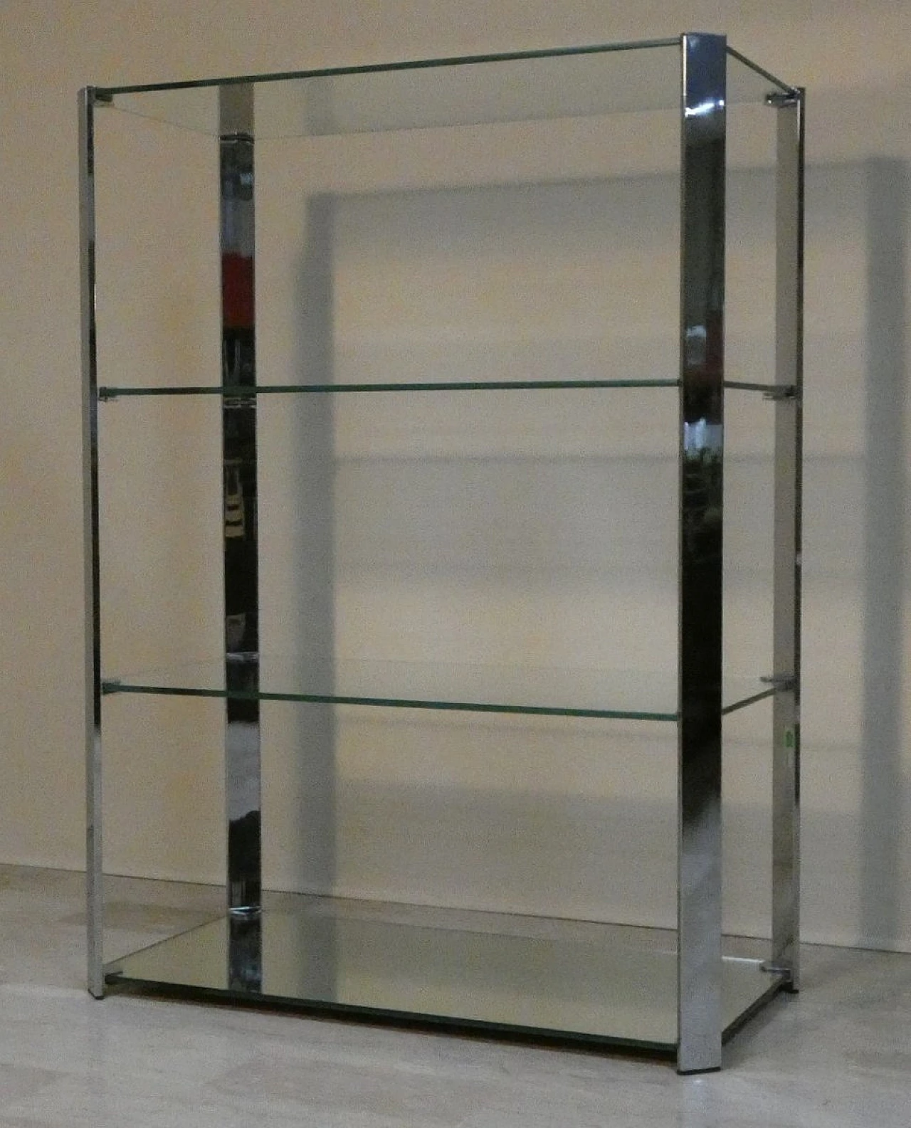 Vetrine a giorno in acciaio e cristallo di Cidue, Italia, anni '70 4